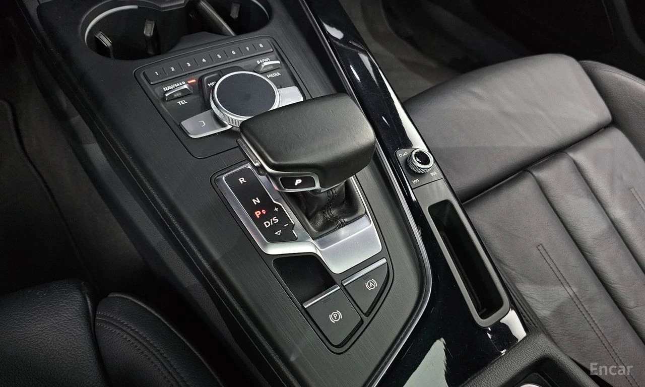 Audi A5 PREMIUM* DISTRONIC* HEAD UP* КАМЕРА* КРАЙНА ЦЕНА, снимка 15 - Автомобили и джипове - 55514327