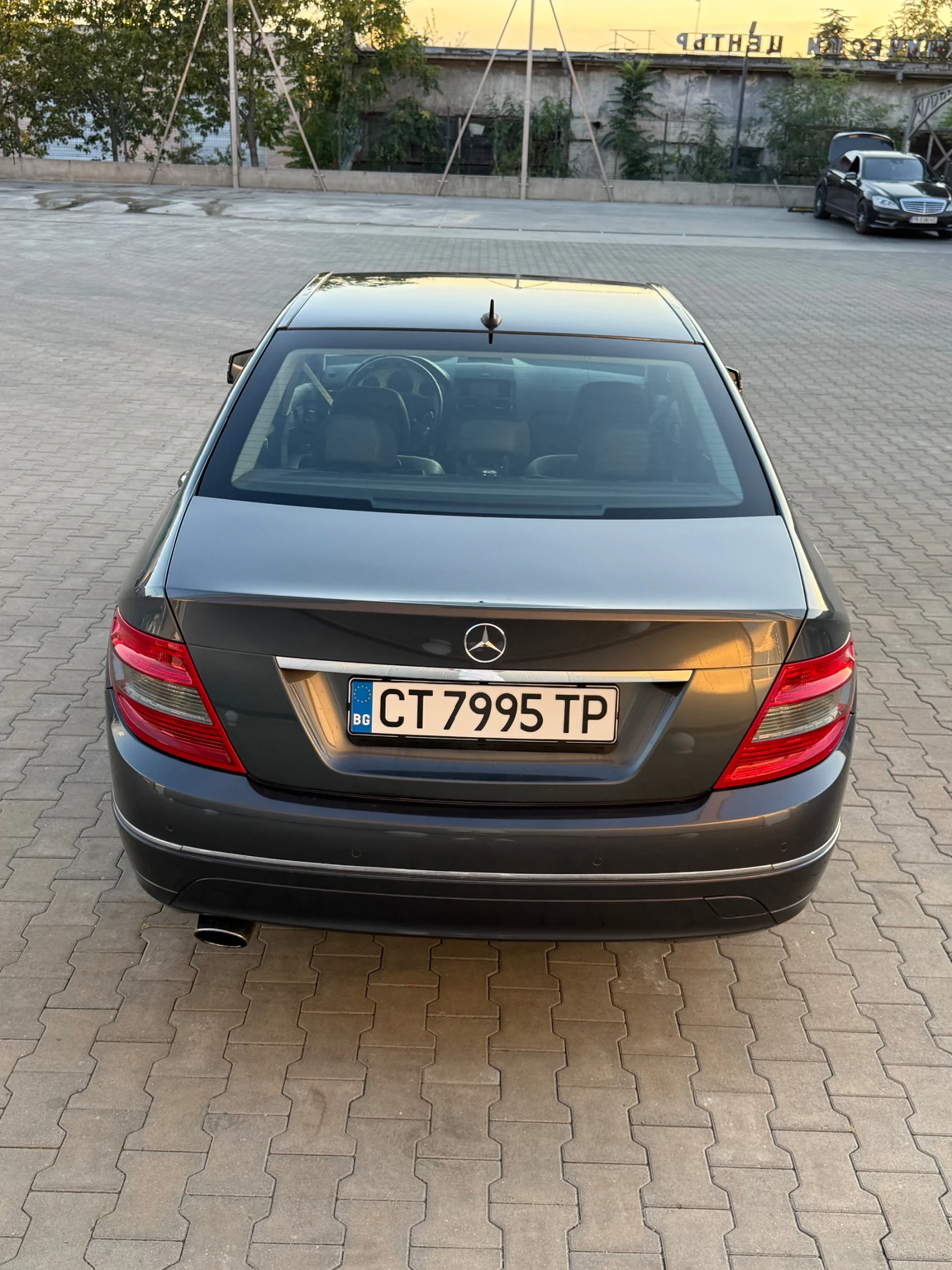 Mercedes-Benz C 220, снимка 6 - Автомобили и джипове - 55944528