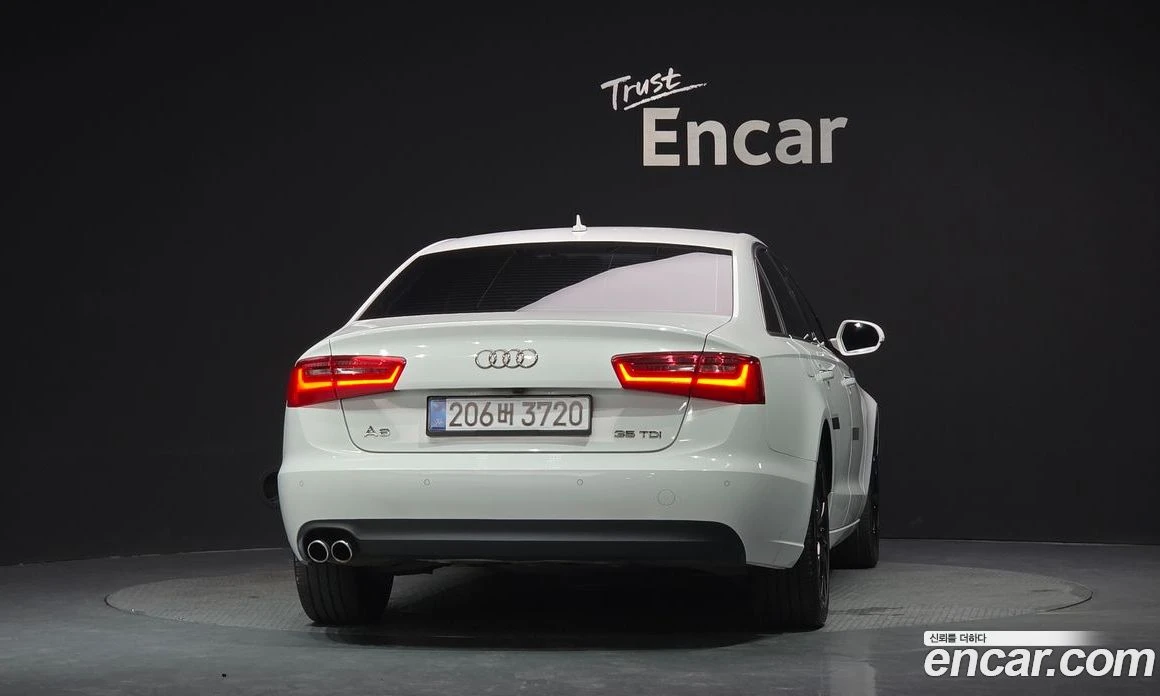 Audi A6 35 TDI C7, снимка 4 - Автомобили и джипове - 56122119