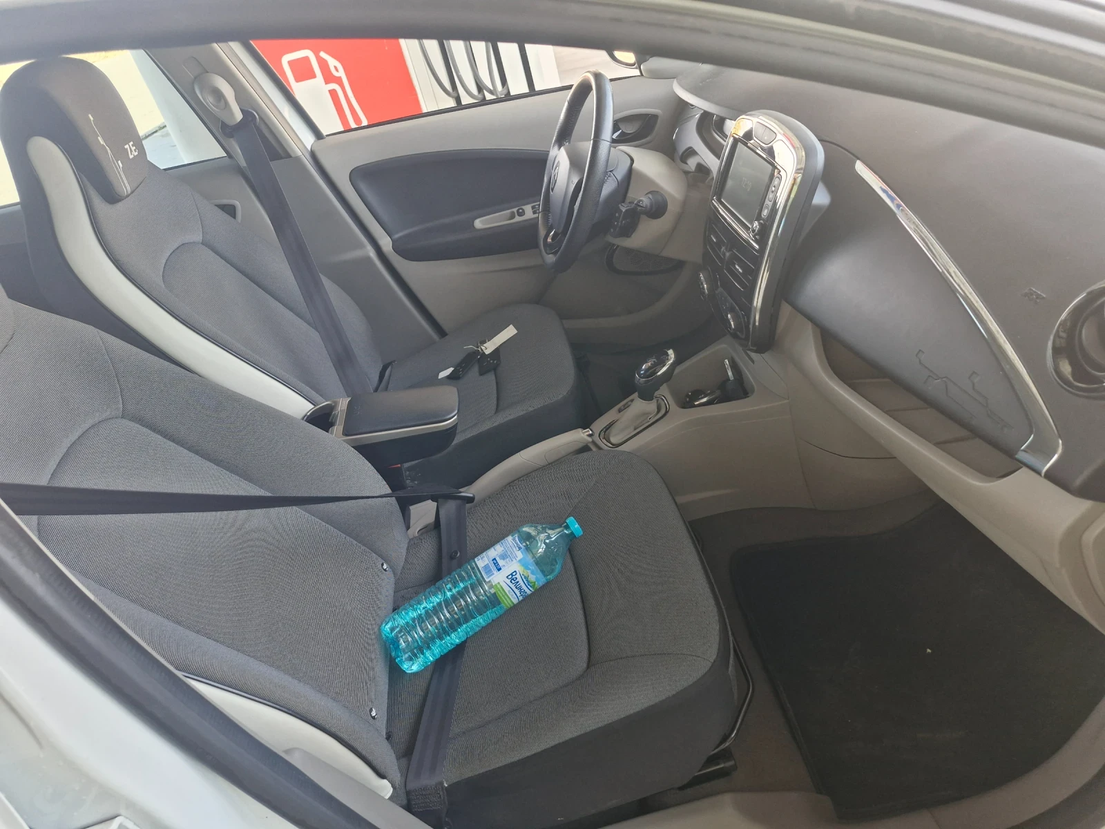 Renault Zoe ZOE , снимка 9 - Автомобили и джипове - 56430183