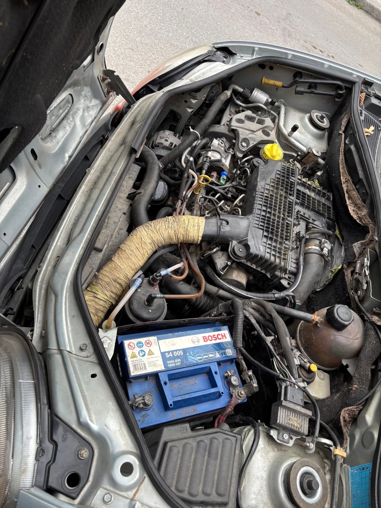 Renault Kangoo 1.5 dCi, снимка 9 - Автомобили и джипове - 56437608