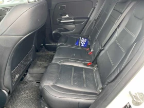 Mercedes-Benz GLA 250 АМГ Пакет/CARFAX/Панорама/Подгрев/КЛИП, снимка 9