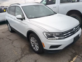 VW Tiguan TRENDLINE * * CARFAX * * АВТО КРЕДИТ * *  - 25500 лв. / 13037.94 € - 53708084 2