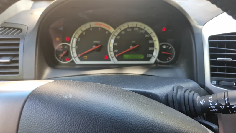 Chevrolet Captiva, снимка 8 - Автомобили и джипове - 51532685