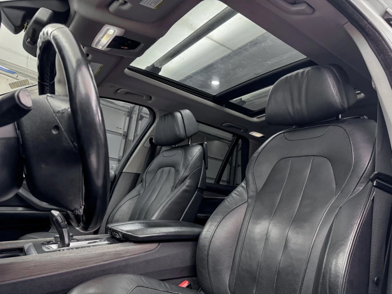 BMW X5 xDrive35i* Premium Pack* Harman/Kardon* Drive Assi, снимка 16 - Автомобили и джипове - 52772470