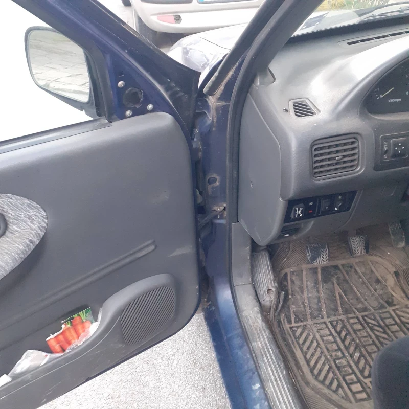 Kia Sportage, снимка 6 - Автомобили и джипове - 52913520