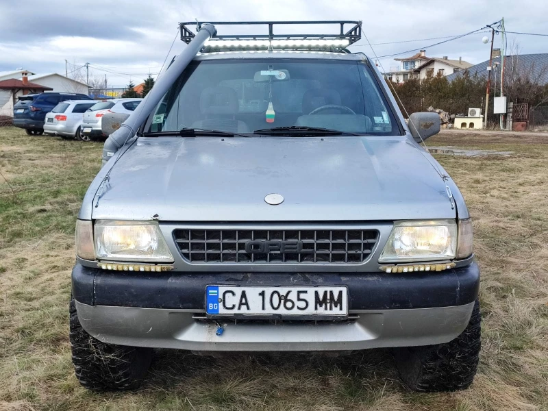 Opel Frontera 2.3TDI, снимка 8 - Автомобили и джипове - 53099785
