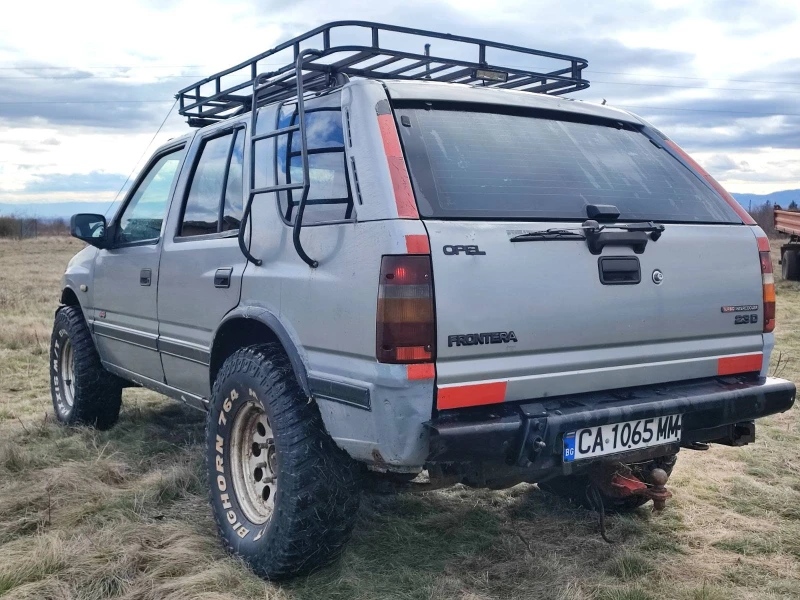 Opel Frontera 2.3TDI, снимка 3 - Автомобили и джипове - 53099785