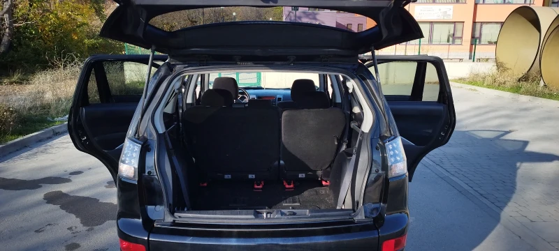 Mitsubishi Outlander, снимка 9 - Автомобили и джипове - 53219222