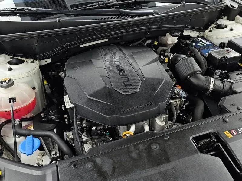 Hyundai Tucson, снимка 6 - Автомобили и джипове - 56727416