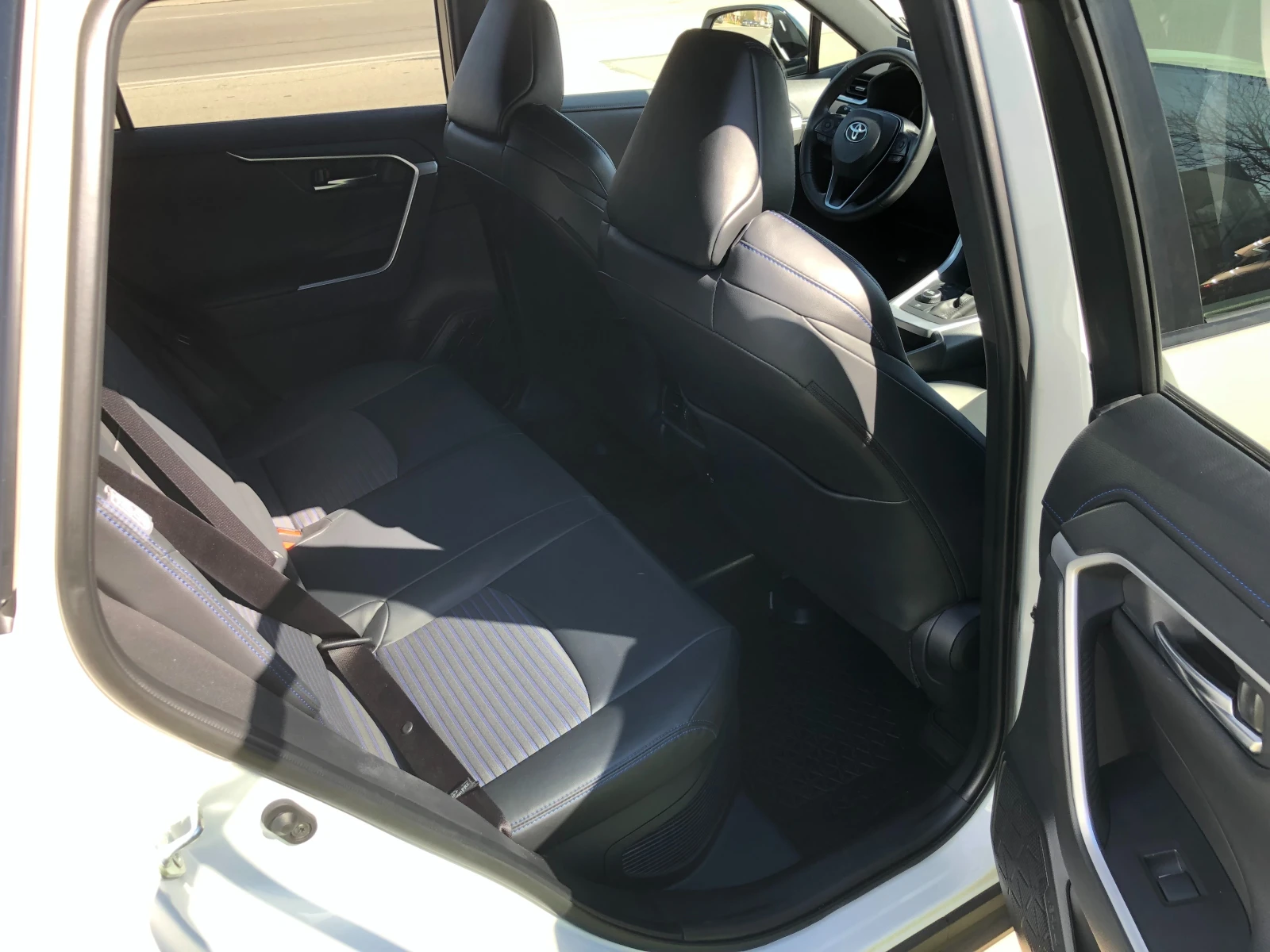 Toyota Rav4 2.5 HEV Style AWD | Mobile.bg   12