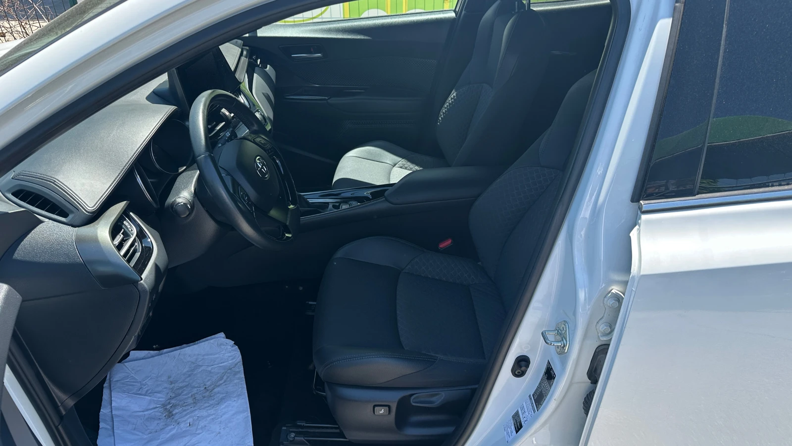 Toyota C-HR 2.0 Hybrid, Club Facelift, Гаранция - изображение 8