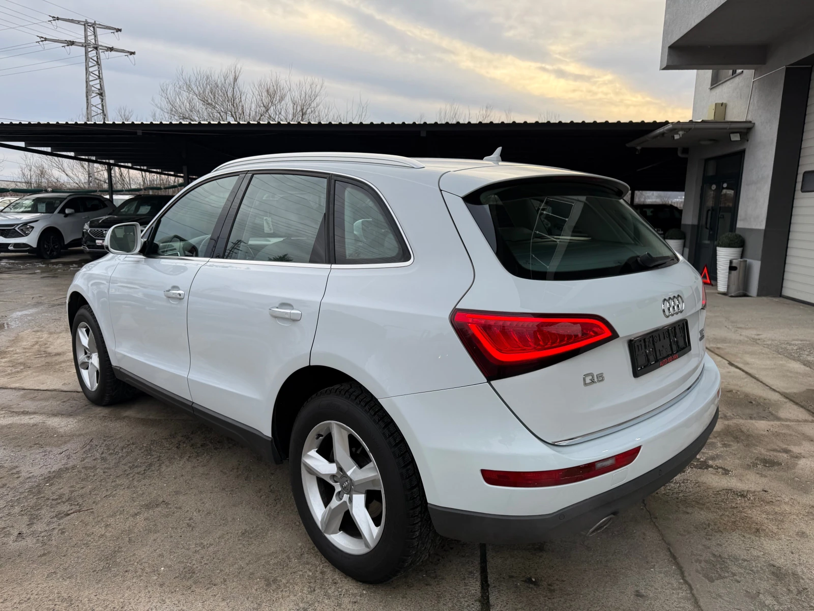Audi Q5 2.0TDI 190к.с Qauttro - изображение 7