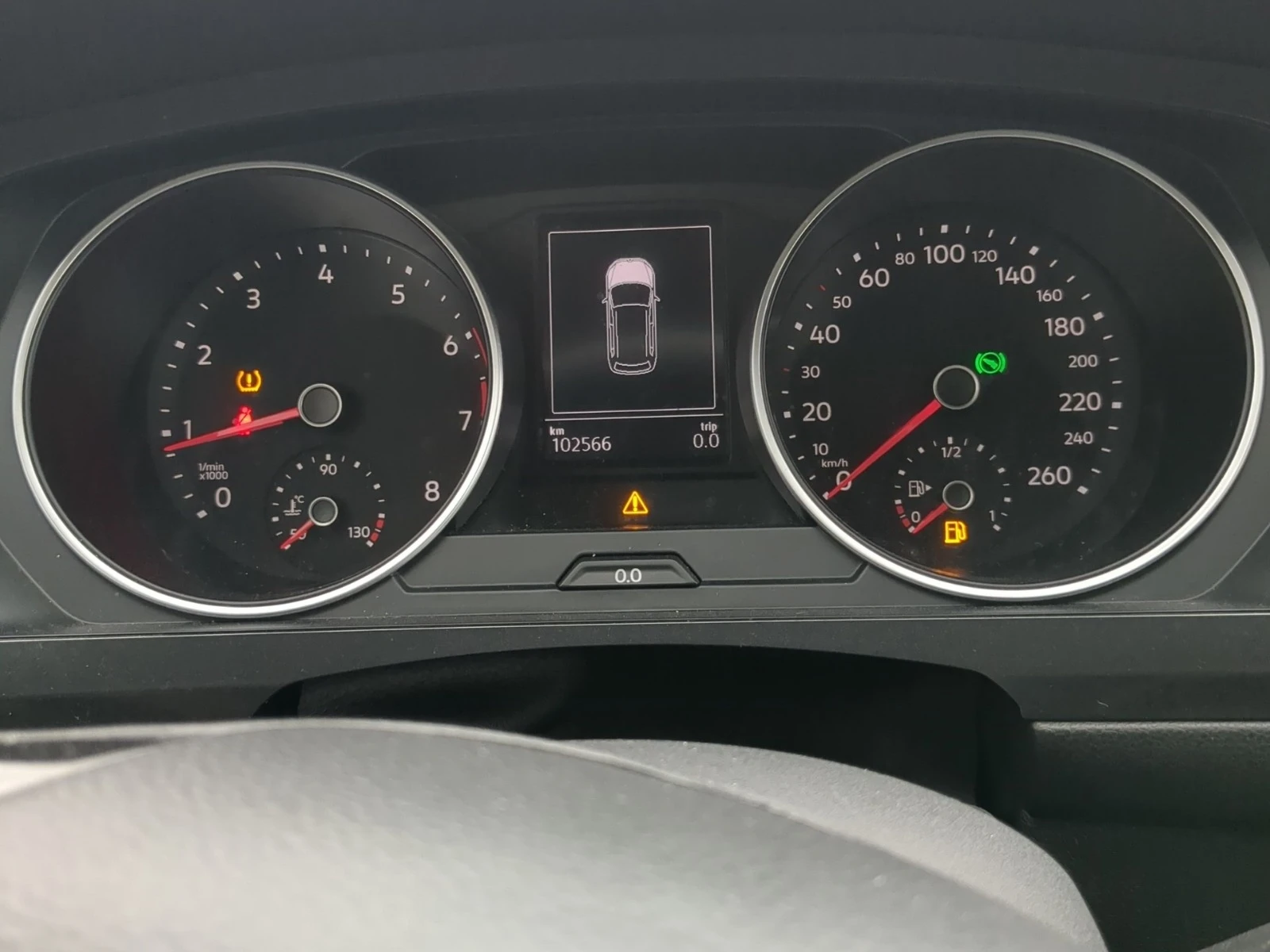 VW Tiguan TRENDLINE * * CARFAX * *   * *  | Mobile.bg   6