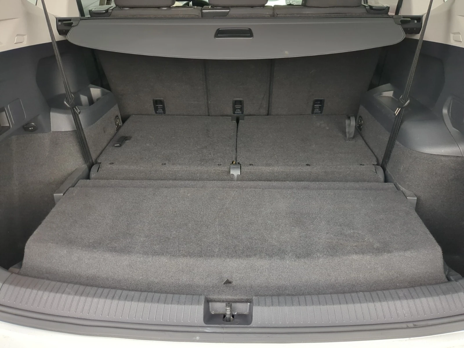 VW Tiguan TRENDLINE * * CARFAX * *   * *  | Mobile.bg   9