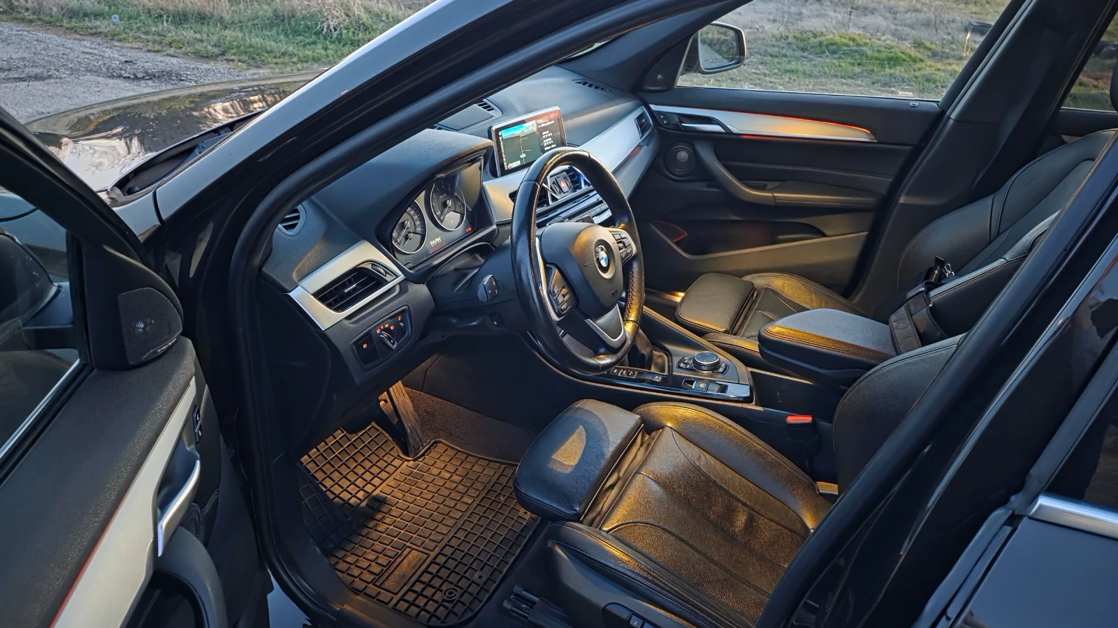 BMW X1, снимка 14 - Автомобили и джипове - 53760786