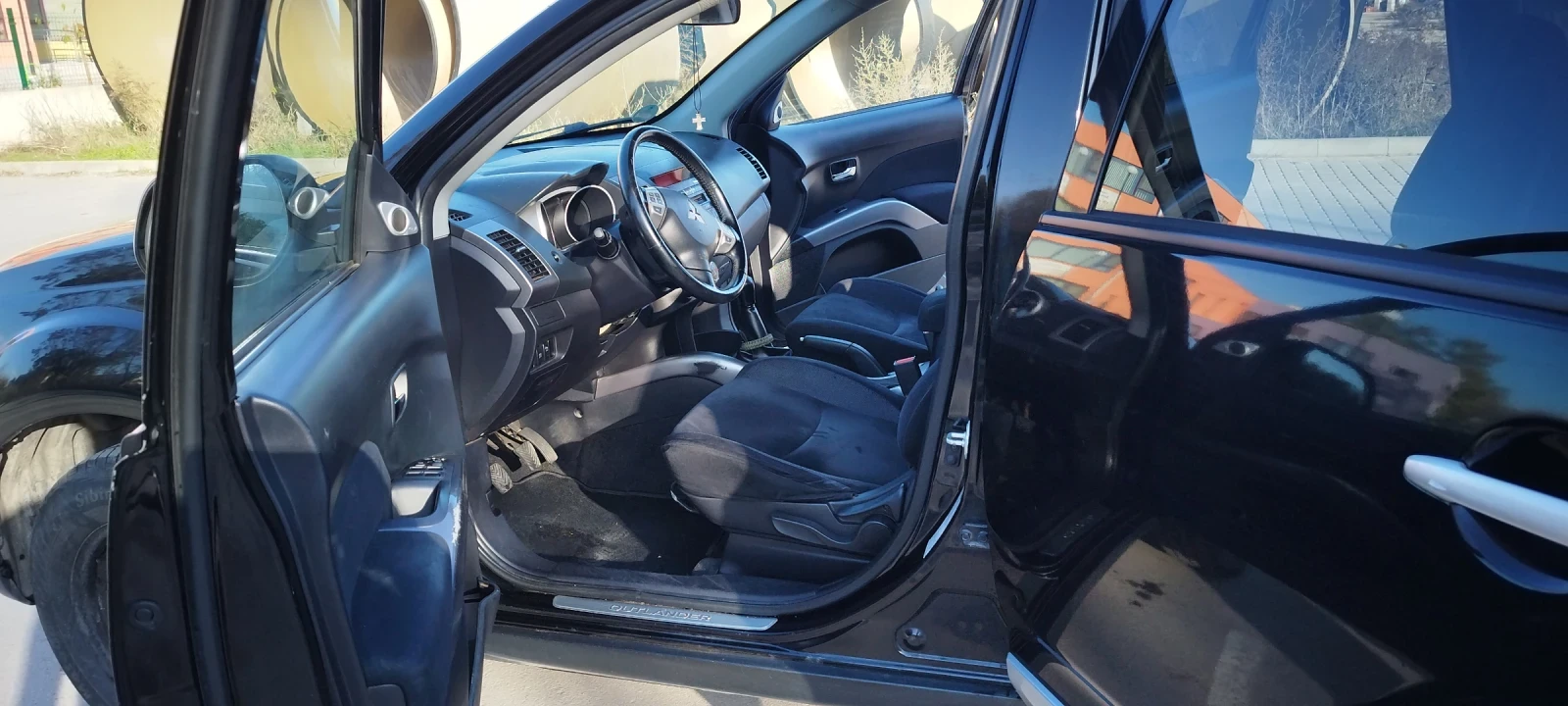 Mitsubishi Outlander  - изображение 3