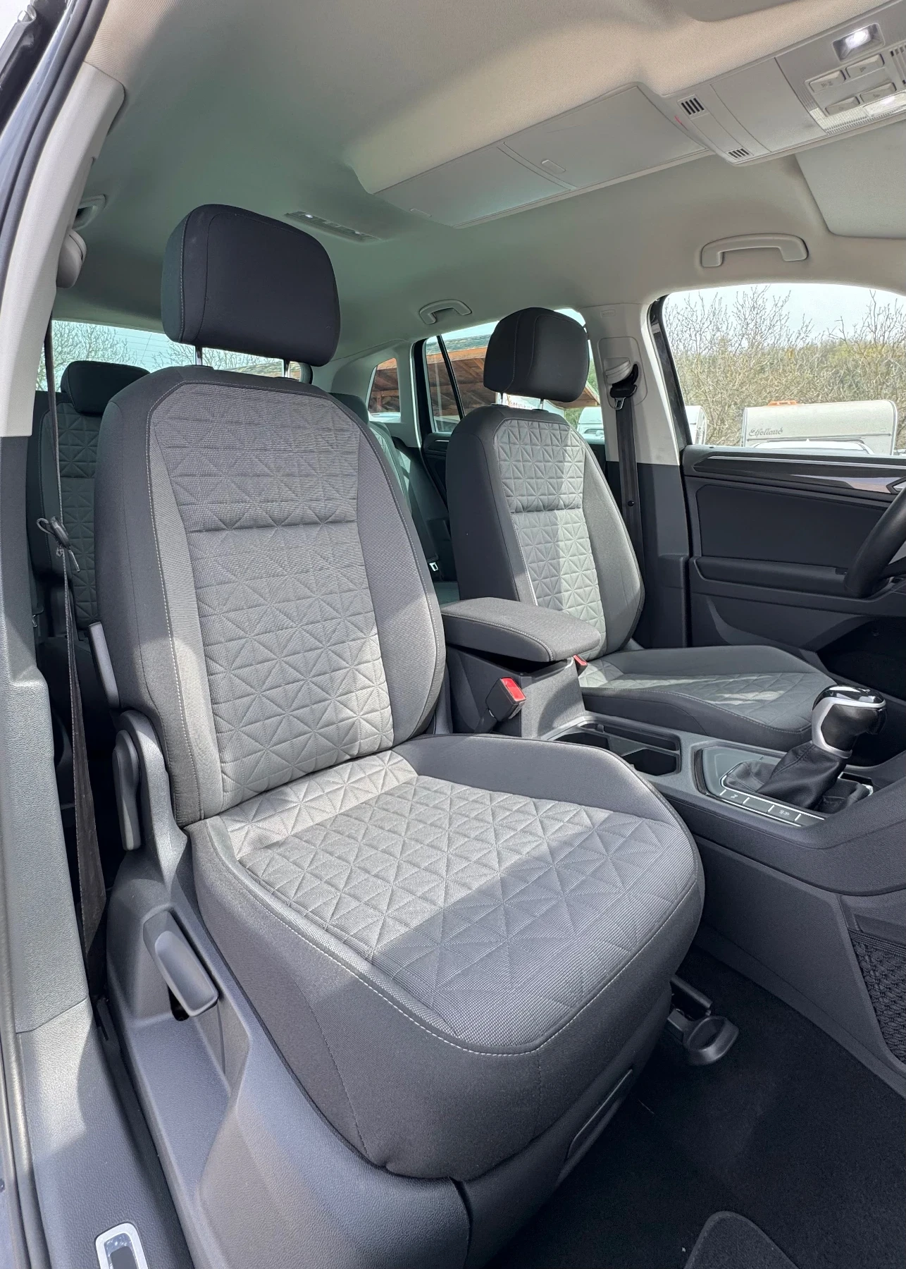 VW Tiguan 2.0TDI* 73 000��* ������ ��* 2023�.* ACC* FULL*  | Mobile.bg � ����������� 13