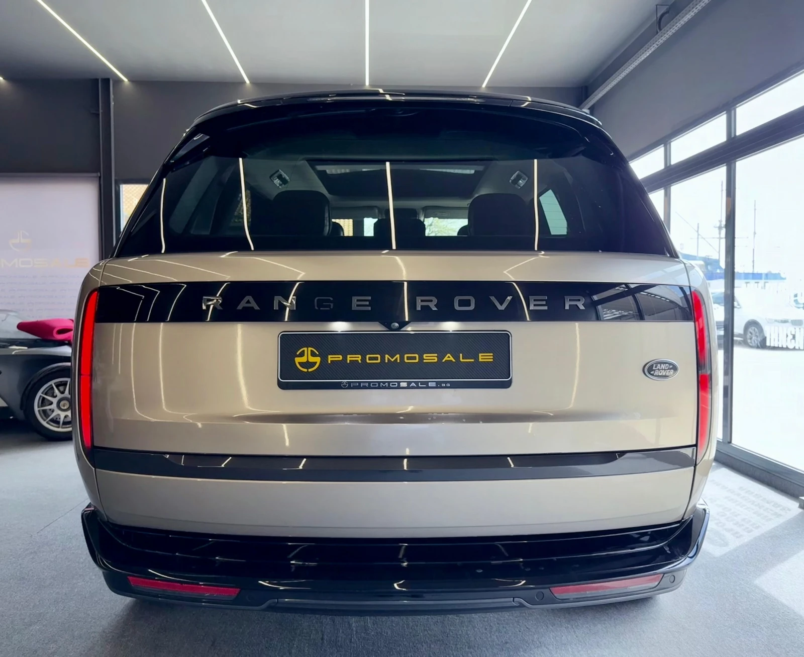 Land Rover Range rover D350* Pano* Meridian* HU* Shadow Paket* Лизинг, снимка 5 - Автомобили и джипове - 54470116