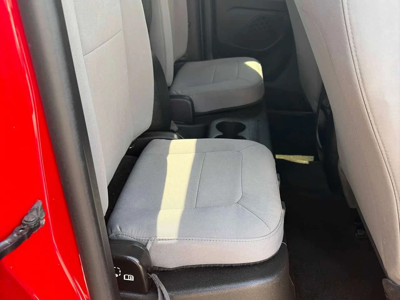 Chevrolet Colorado * 2WD Work Truck * CARFAX * ���� �� �� | Mobile.bg � ����������� 11
