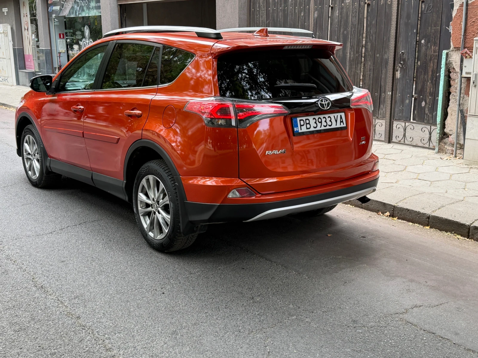 Toyota Rav4 Sport edition 88 000km, снимка 4 - Автомобили и джипове - 55873551
