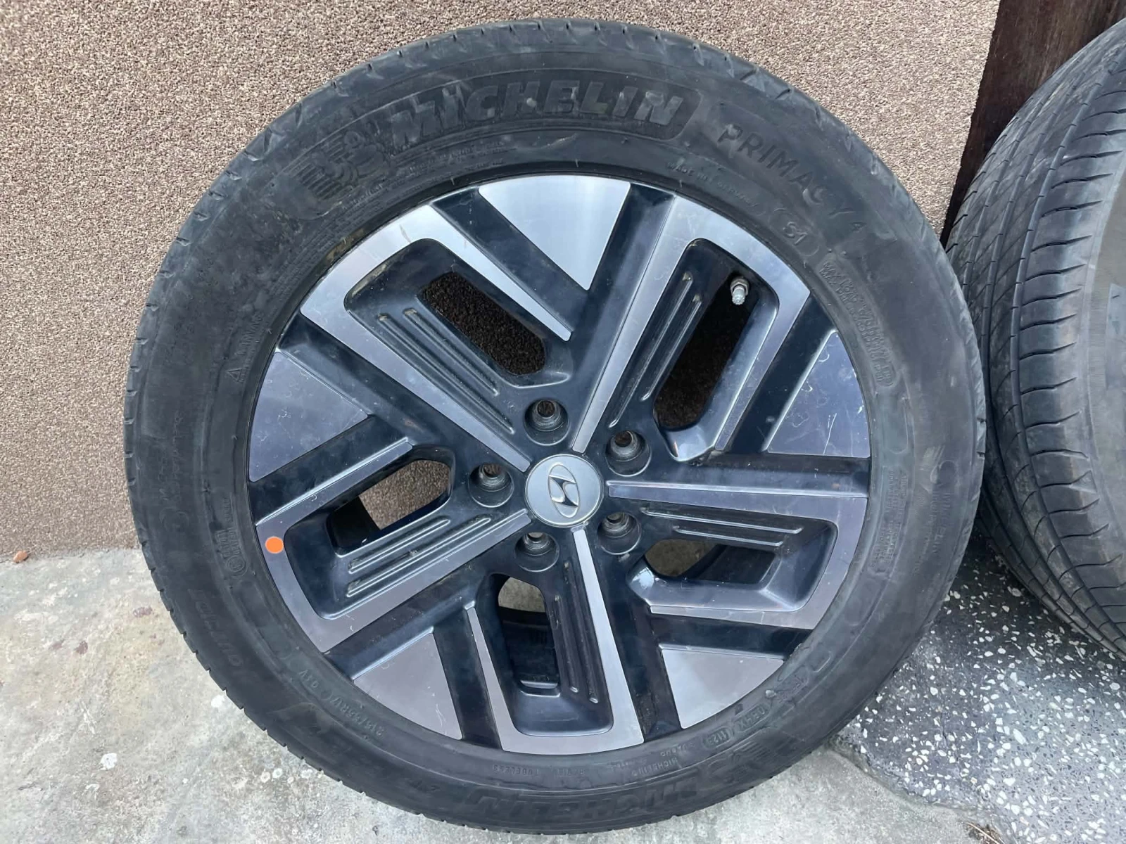 Hyundai Kona 64 KW, снимка 7 - Автомобили и джипове - 56205340