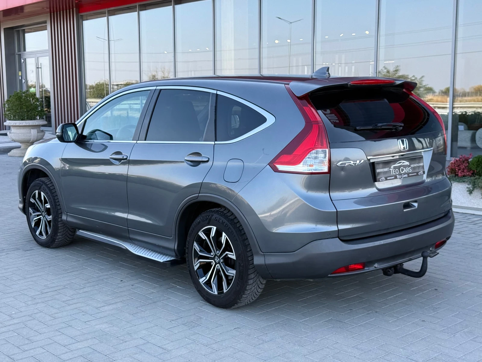 Honda Cr-v 2.0 i-VTEC 4X4 / AVTOMAT / NAVI / CAMERA / PODGREV | Mobile.bg � ����������� 5
