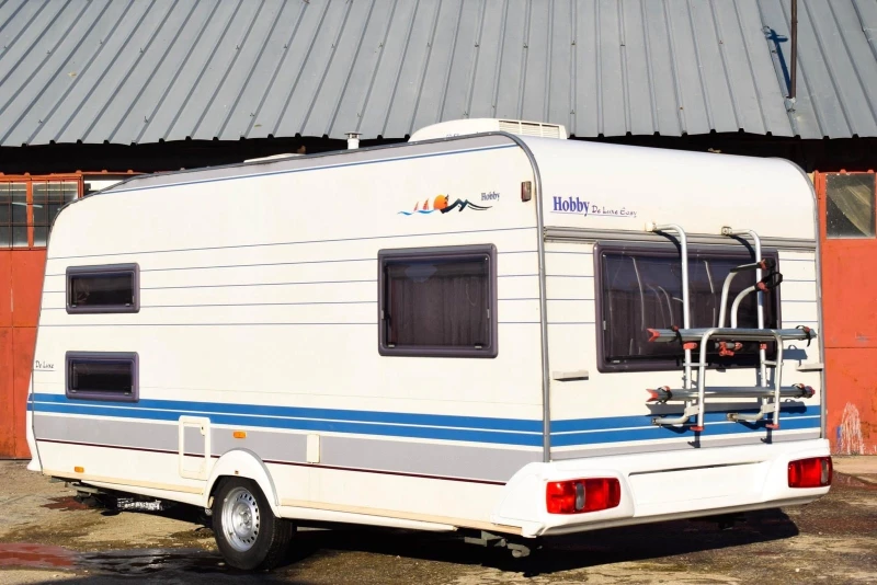 Каравана Hobby De Luxe Easy 495, снимка 5 - Каравани и кемпери - 52958205