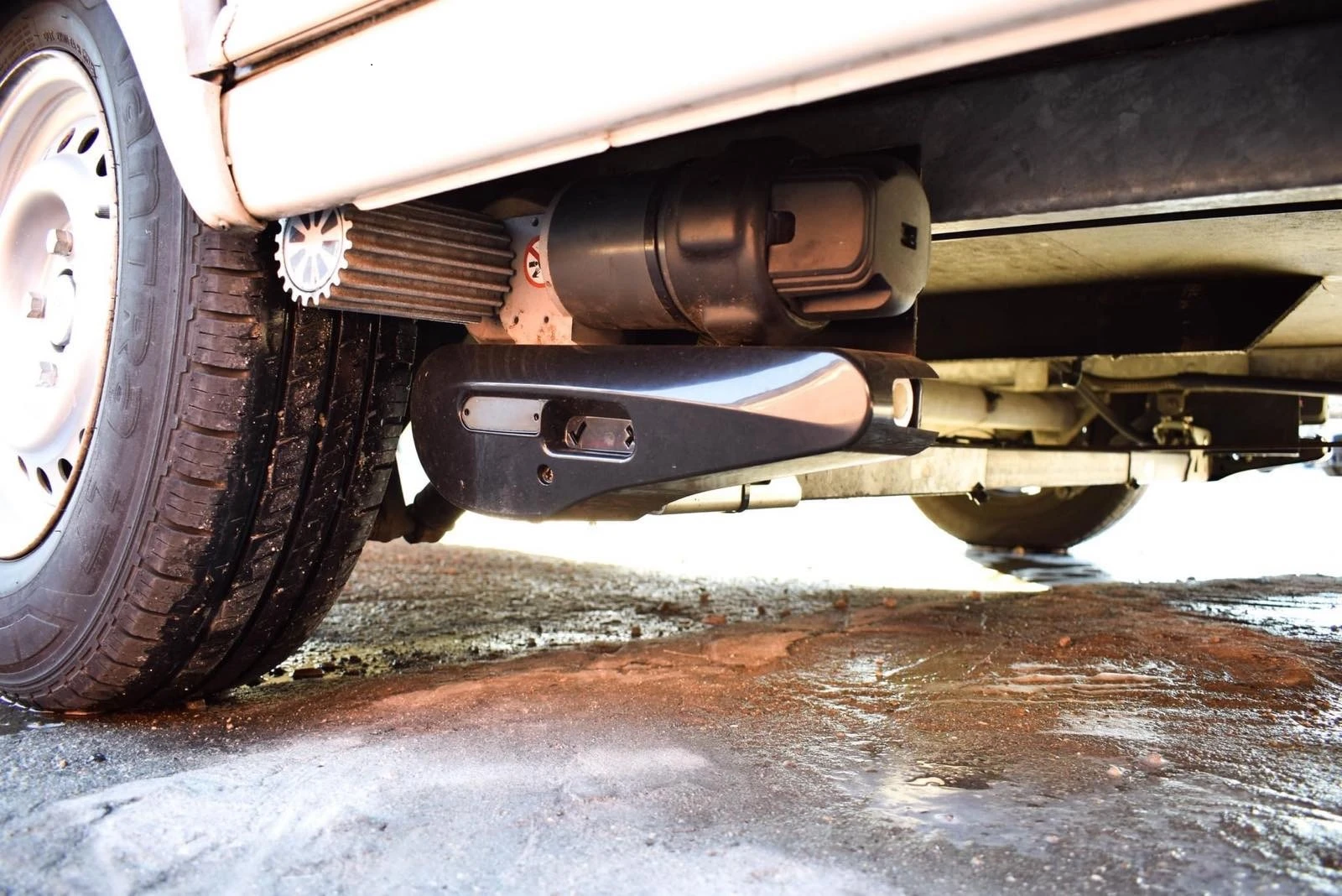 Каравана Hobby De Luxe Easy 495 - изображение 7