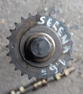 Разпределени валове за Nissan Serena 1.6, снимка 1