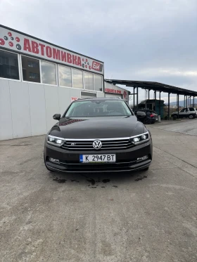 VW Passat R Line Матрикс/Дигитал/Пано/Масаж/Кожа/190 k.c., снимка 2