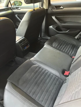 VW Passat R Line Матрикс/Дигитал/Пано/Масаж/Кожа/190 k.c., снимка 15