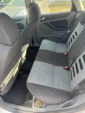 Ford Focus  Titanium 1.6 Бензин/Газ  CarPlay/Android Auto, снимка 8