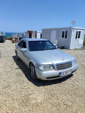  Mercedes-Benz C 220