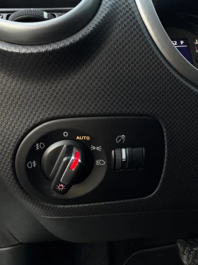 Seat Leon 1.8 - 10800 лв. / 5521.95 € - 49327082 7