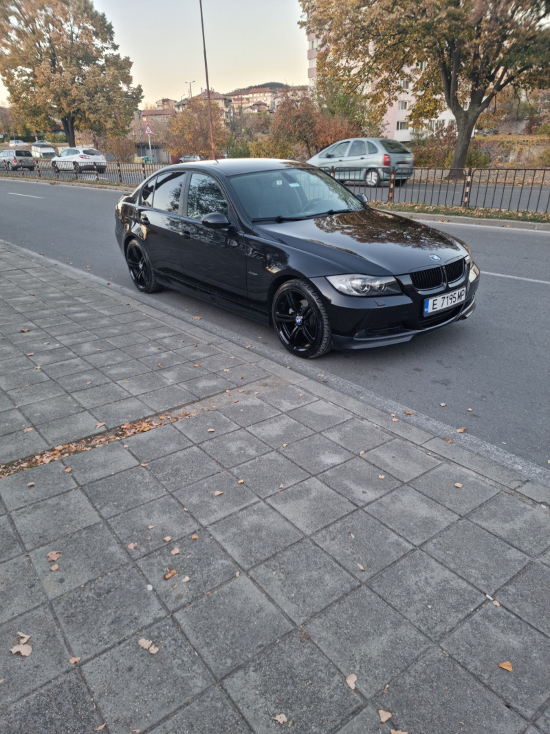 BMW 320, снимка 1 - Автомобили и джипове - 46472840