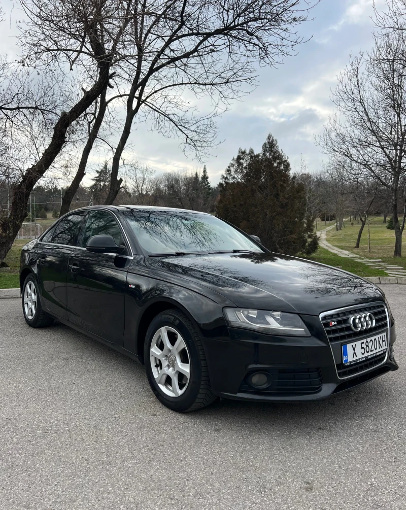 Audi A4 2.0 TDI ПЪРВИ СОБСТВЕНИК, снимка 2 - Автомобили и джипове - 48254282