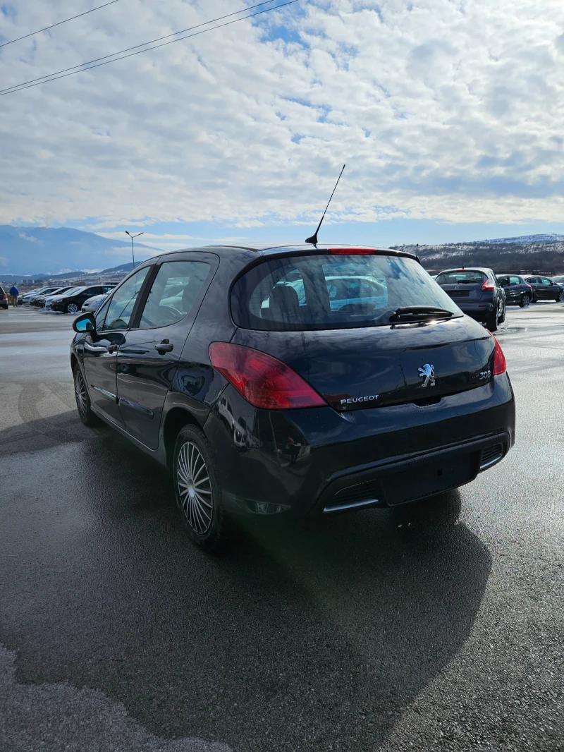 Peugeot 308 1.6 дизел, Панорамен таван, снимка 6 - Автомобили и джипове - 53199265