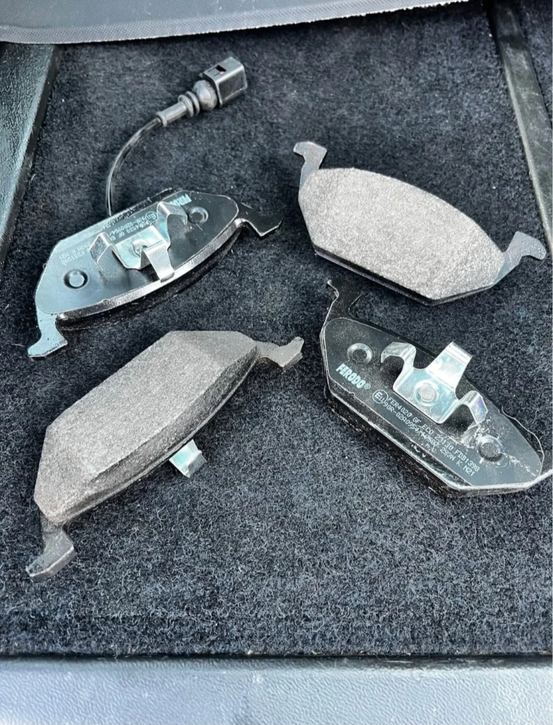 VW Golf 2.0 Metan, снимка 10 - Автомобили и джипове - 52683675