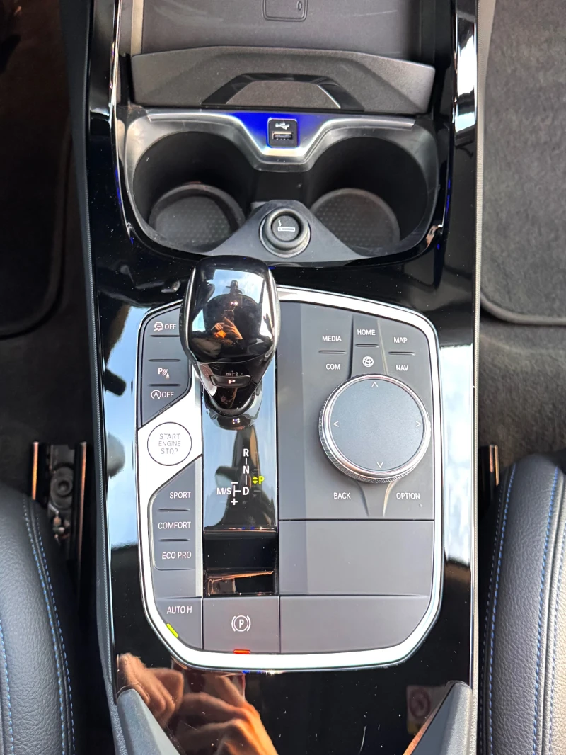 BMW 2 Gran Coupe 220 d XDrive, снимка 8 - Автомобили и джипове - 52956635