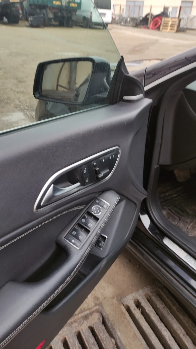 Mercedes-Benz CLA 250, снимка 7 - Автомобили и джипове - 53249439