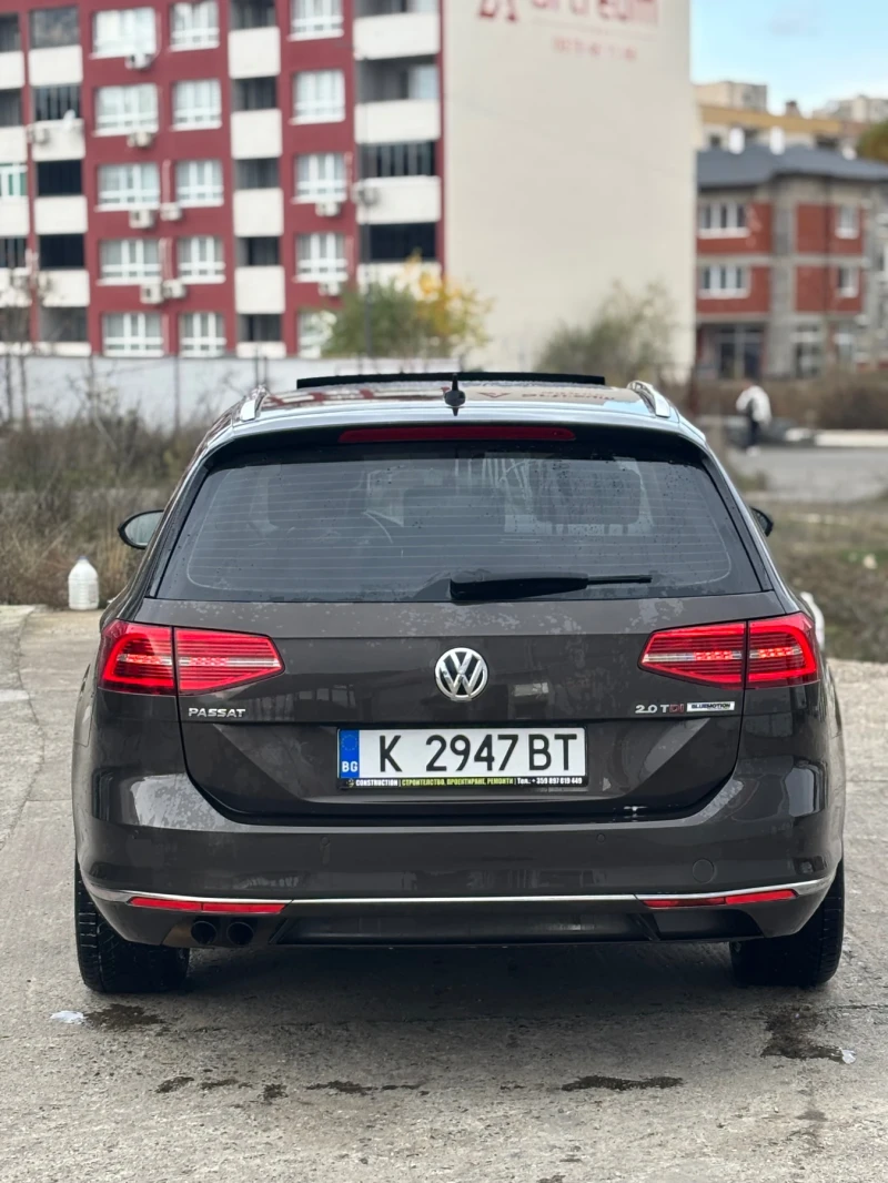 VW Passat R Line BluMotion Матрикс/Дигитал/Пано/Масаж/Кожа, снимка 5 - Автомобили и джипове - 53343579