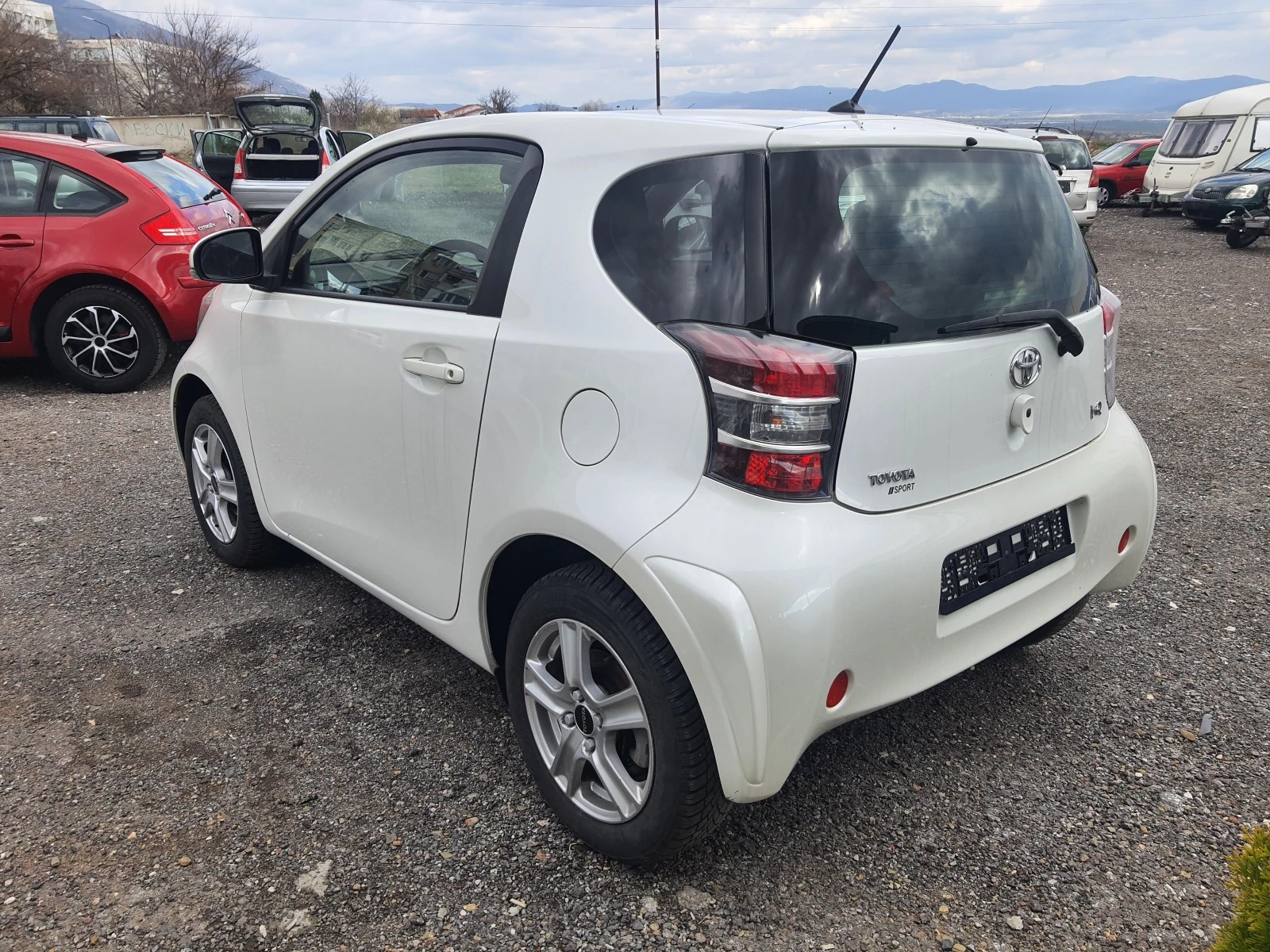 Toyota IQ  - изображение 4