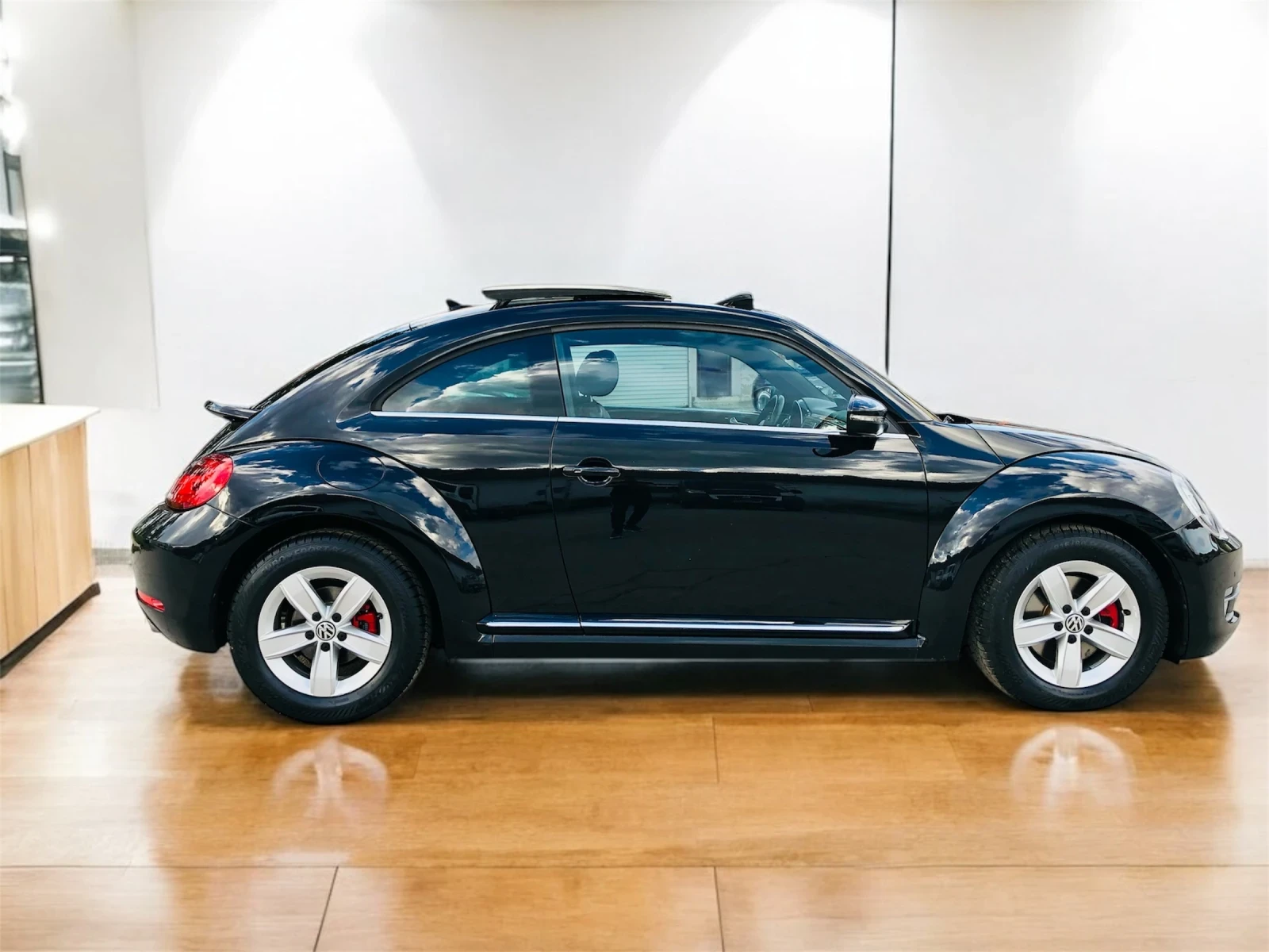 VW Beetle * SWISS* R-LINE* FULL* AUTO*  - изображение 8
