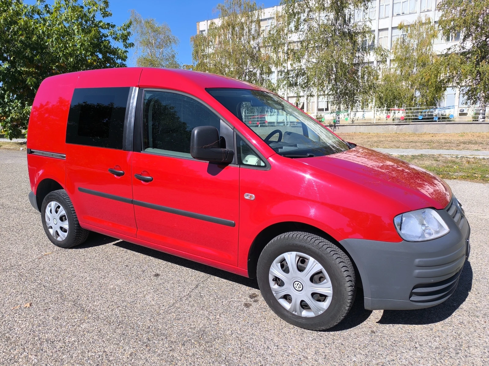 VW Caddy 2.0i Бензин - изображение 3