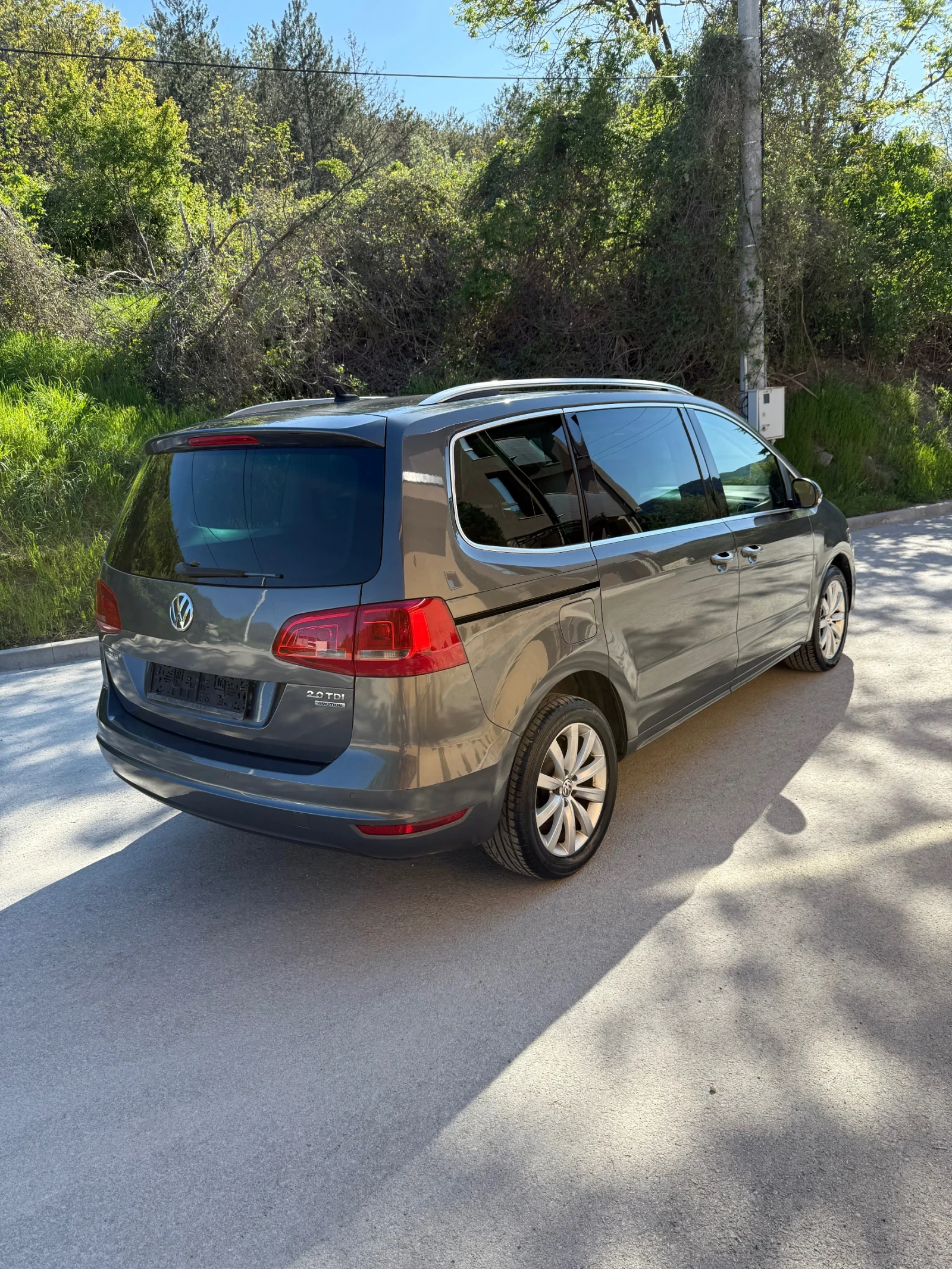 VW Sharan 2.0 TDI 4MOTION - изображение 7