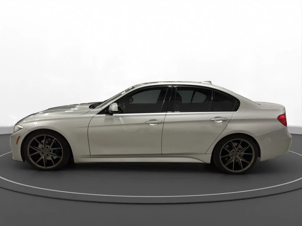 BMW 335 I * M-Package* * HeadUp* * AвтоКредит (ЦЕНА ДО БГ) - изображение 4