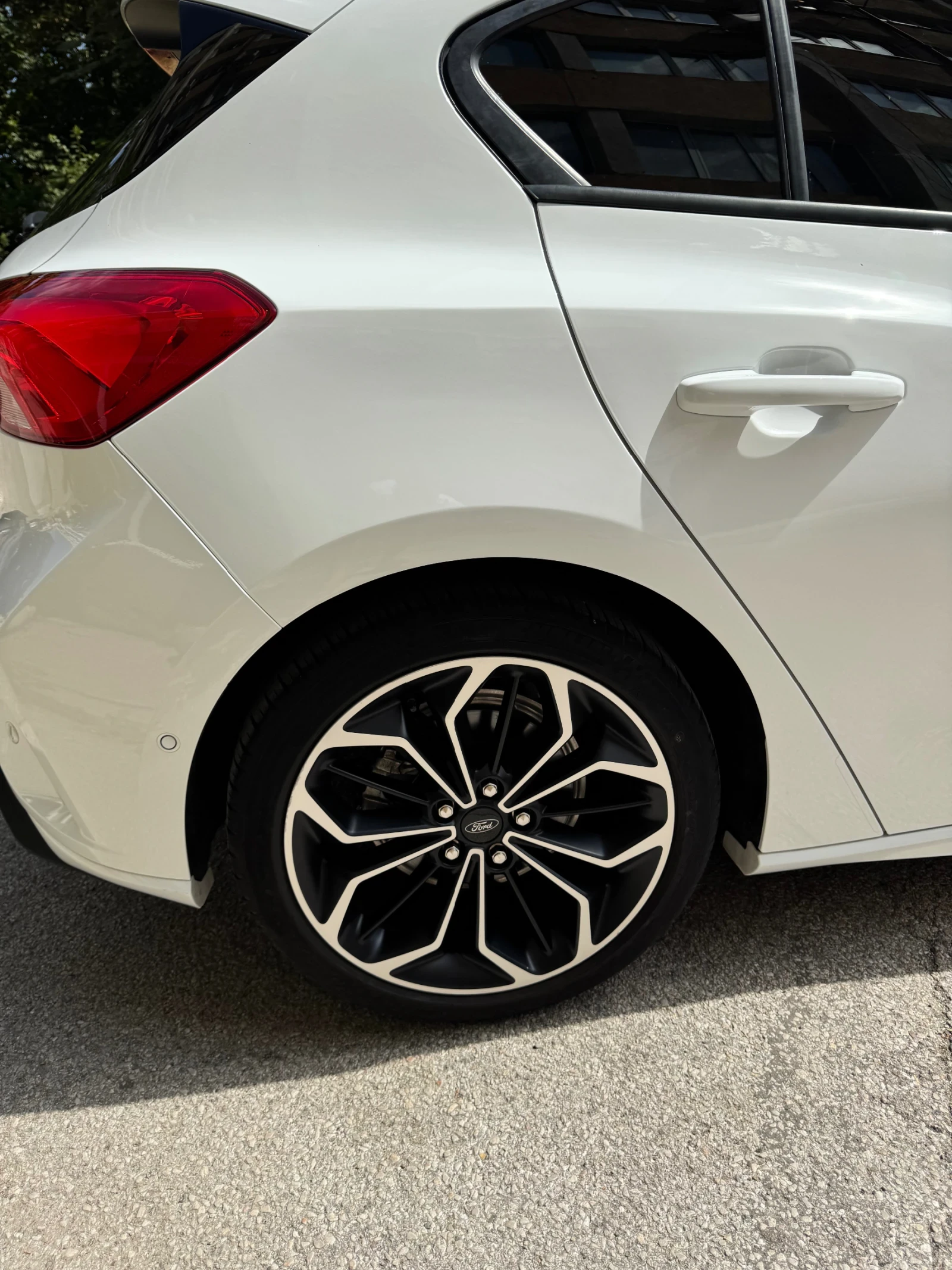 Ford Focus ST Line - изображение 7