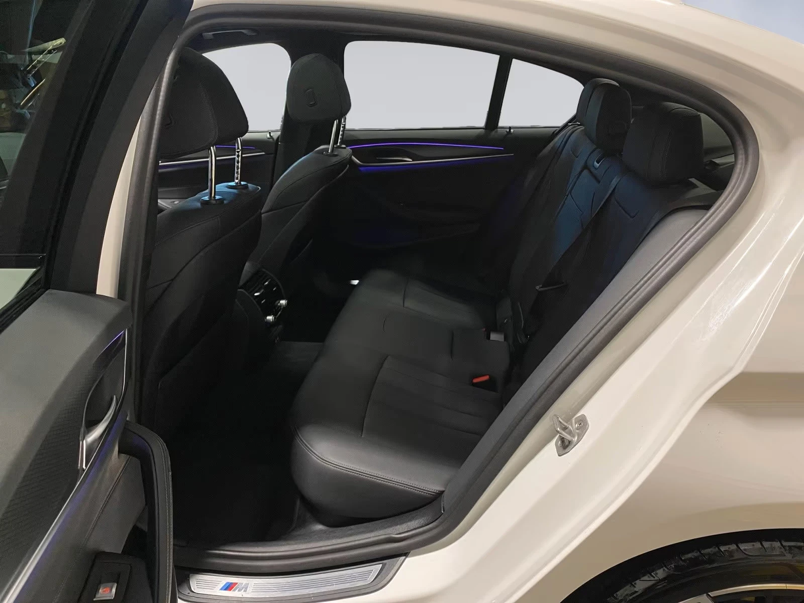 BMW 540 i/333HP/SHADOW-L./M-SPORT/xDRIVE/HUD/LED/759fpr | Mobile.bg   16