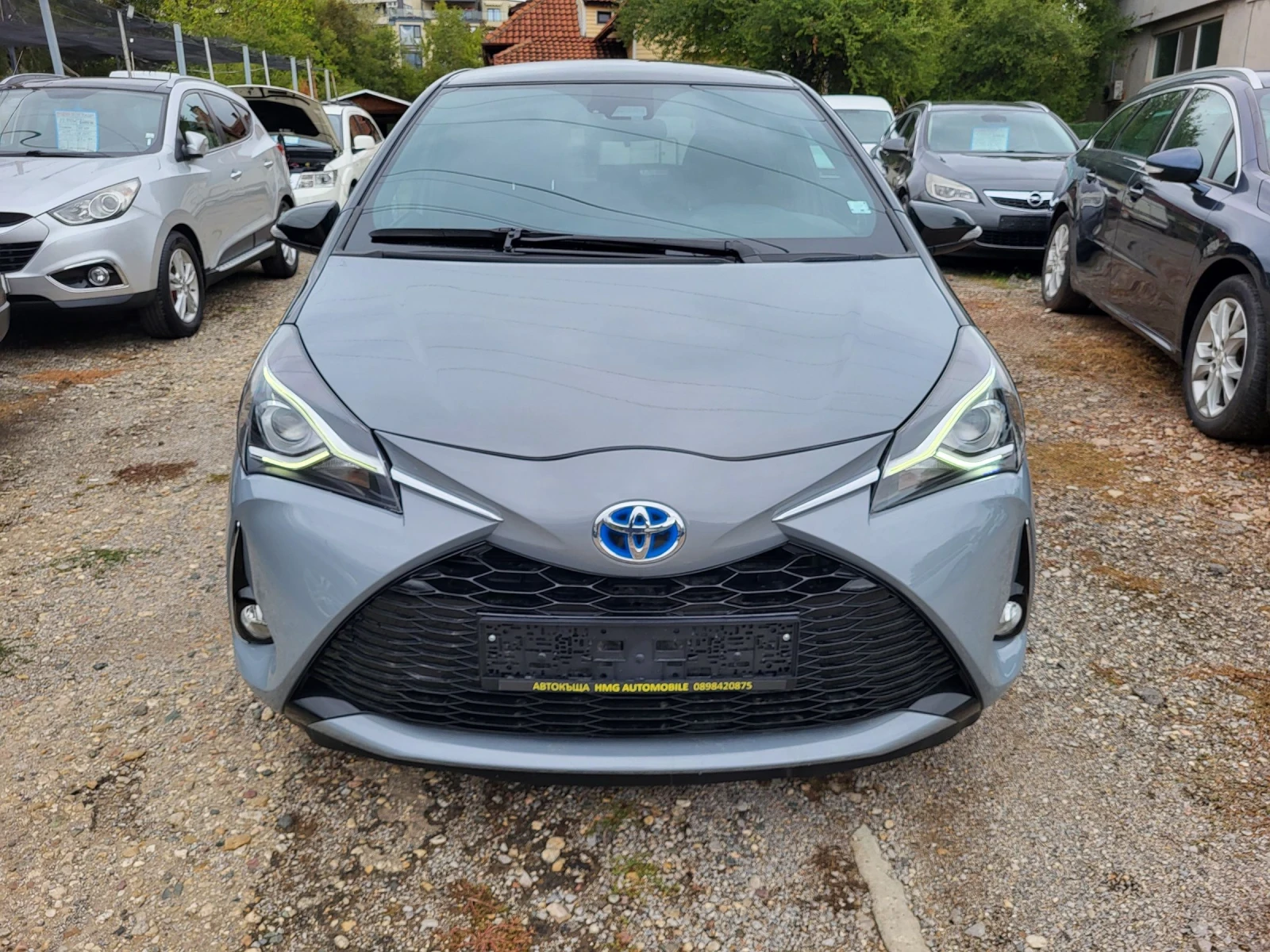 Toyota Yaris 1.5 HYBRID / Nardo Grey /  - изображение 2